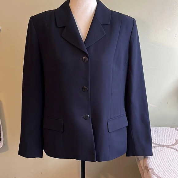 JohnPaulRichard Uniform navy blue button down blazer - Picture 1 of 16